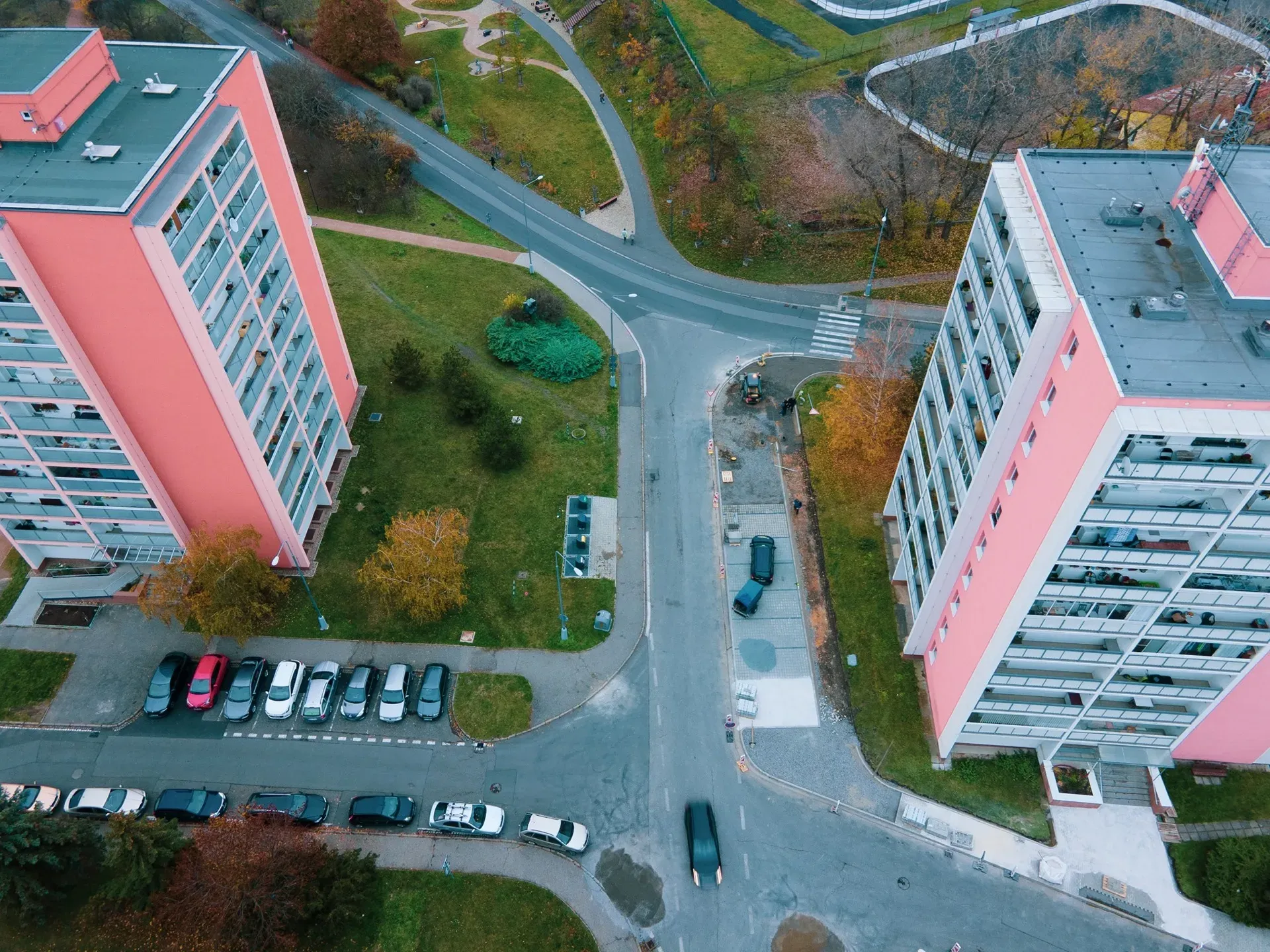 Listopad 2020 – Obnovené tradice. Ubytovny. Pokrok v modernizaci trati a dokončení drobných projektů - Kladno