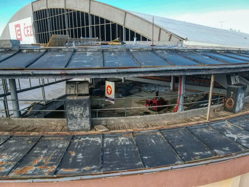 Je to tady! Oprava kladenského zimáku běží.